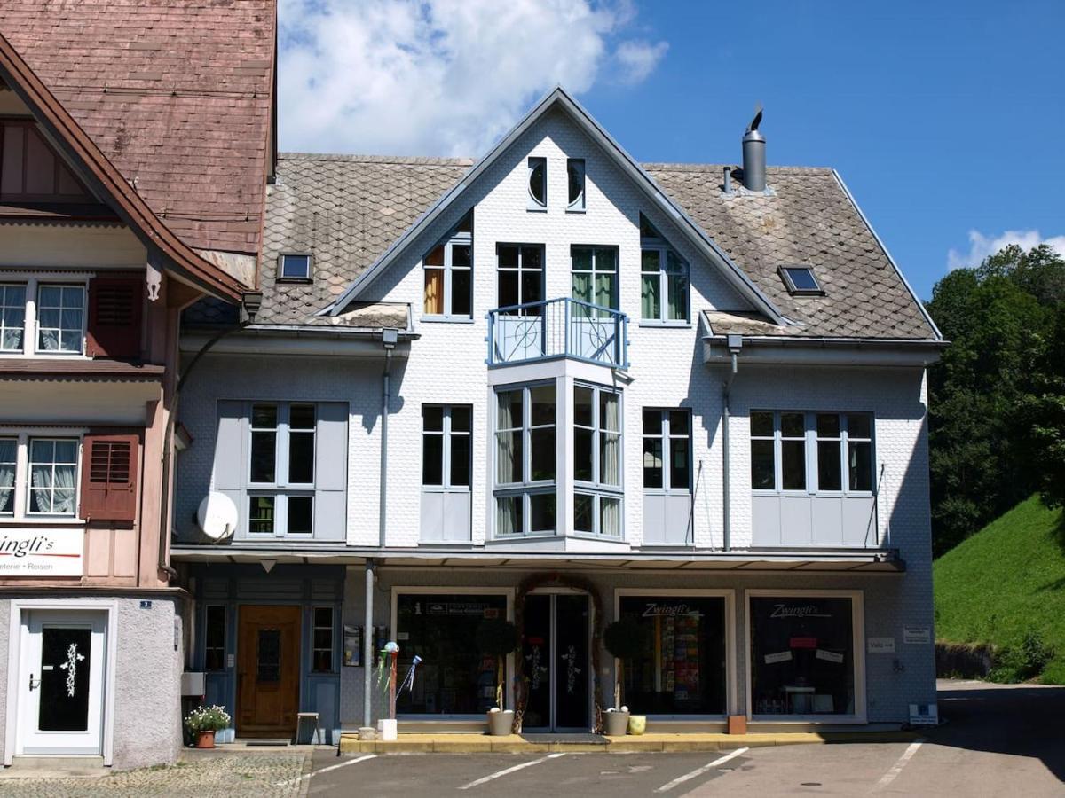 Zwinglis Ferienwohnung Nesslau エクステリア 写真