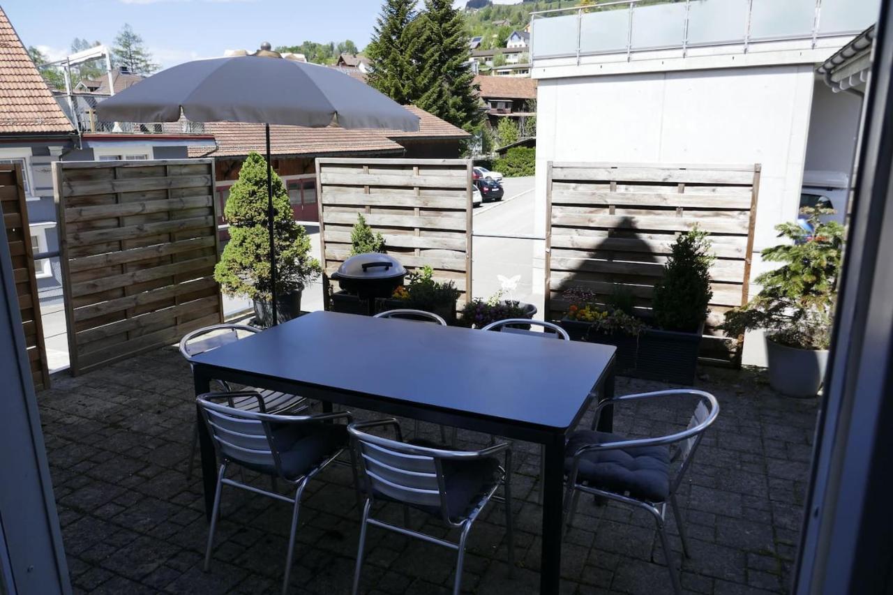 Zwinglis Ferienwohnung Nesslau エクステリア 写真